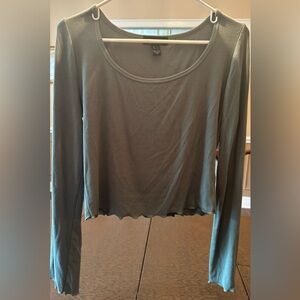 Street Wear Society- Green cropped long sleeve, Large